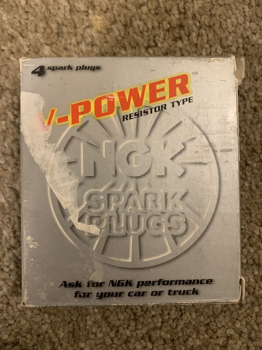 NGK V-Power spark plugs BKR6E-11 2756