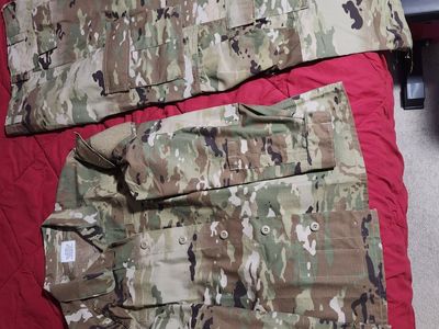 Camo uniform top and pants Large/regular