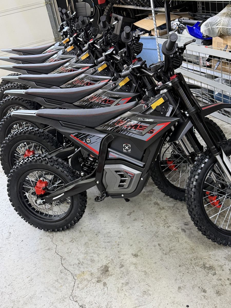 VALTINSU EM5 PRO 14/17 Electric Dirt Bike 50MPH Brand New 0 Miles