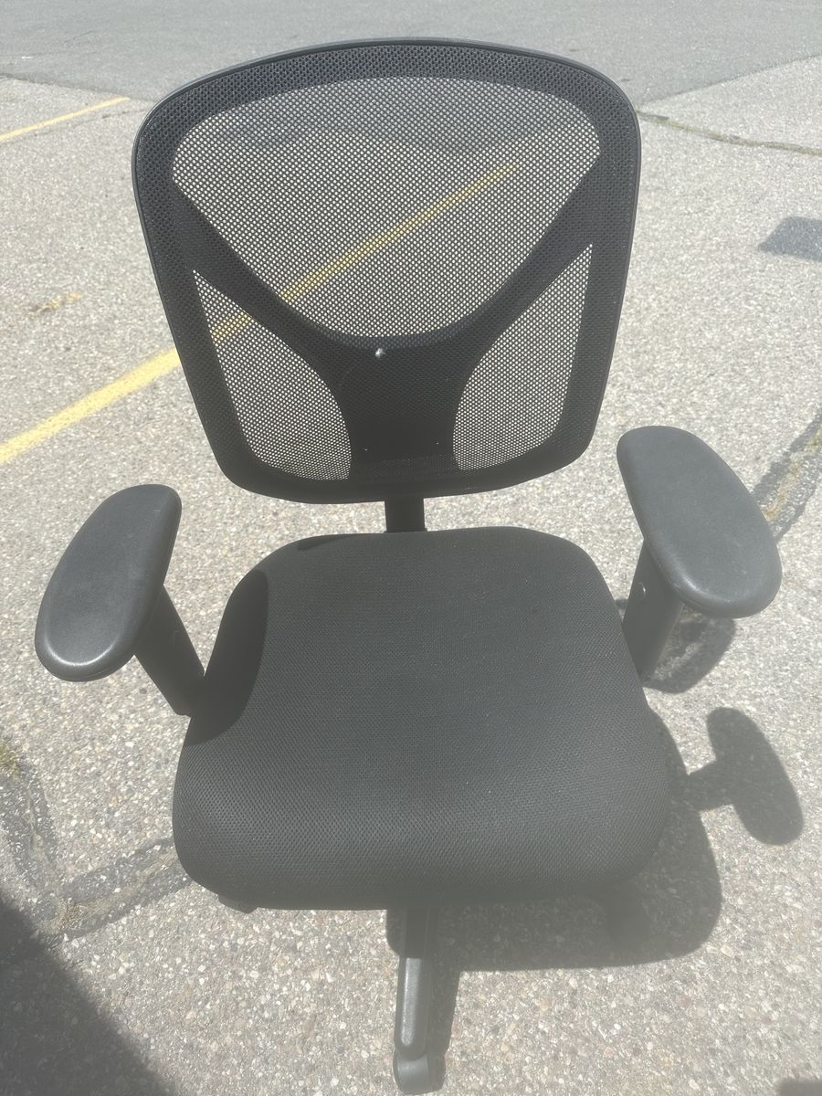 Adjustable Office Chair