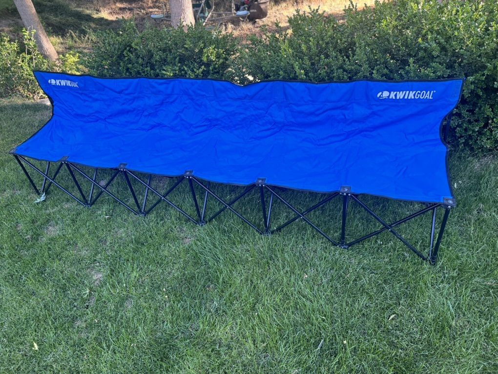 Kwik Goal Portable Folding Team Bench – Seats 6