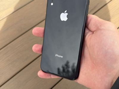 Black iPhone XR 64 GB Unlocked