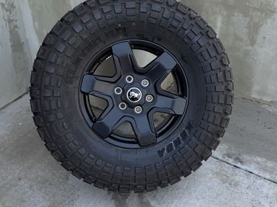 Ford Bronco Rims and Tires 35/12.50R17 Kenda Klever RT Load E