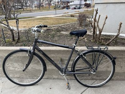 Medium sized city bike