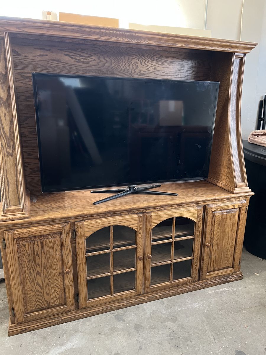 Oak Wood Entertainment Center