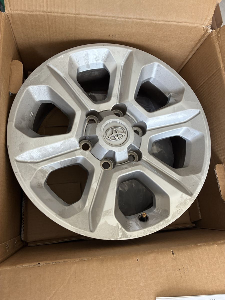 Stock Wheels from 2024 Toyota 4Runner SR5