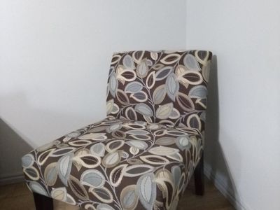Floral accent Chair