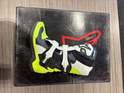 ALPINESTARS MX TECH 5 BOOTS KIDS SIZE 12