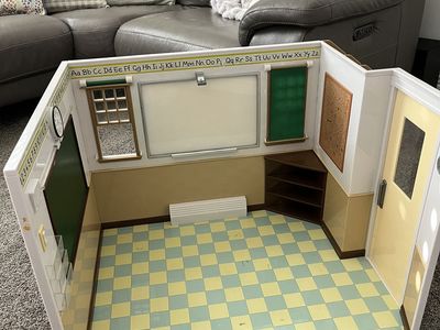 Awesome Academy Schoolroom Playset