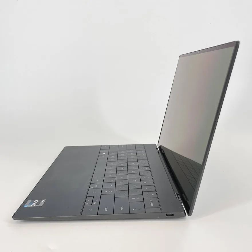 Like New Dell XPS 9320 13” 32RAM 1TB