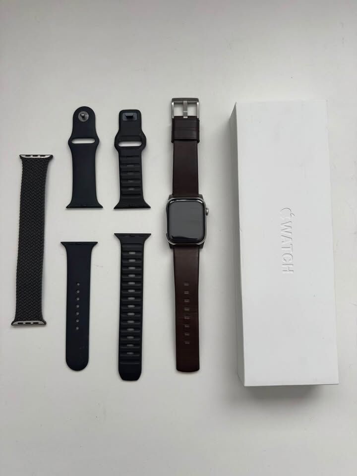 Apple Watch Series 9 45mm Stainless Steel