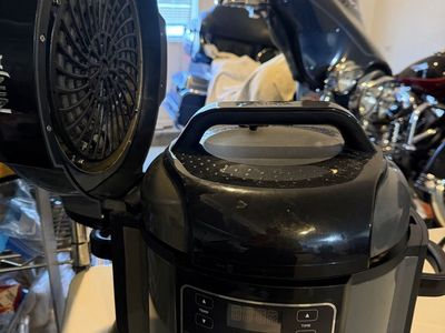 Ninja! 2in1 Pressure Cooker/air Fryer
