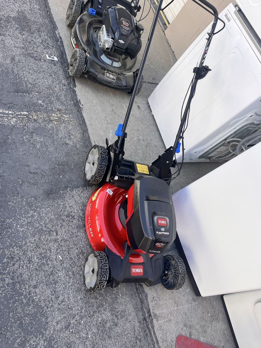 Brand new toro electric mower for parts
