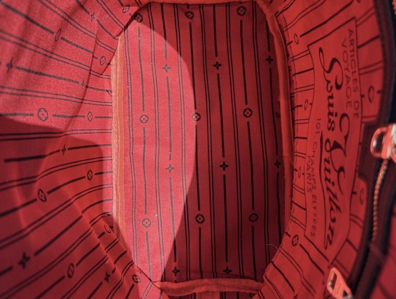 Main image 6