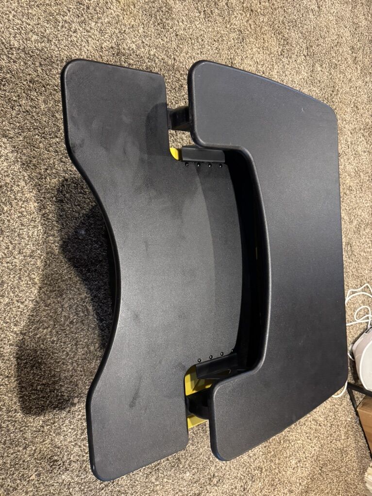 Varidesk Pro 36 Adjustable desk Riser