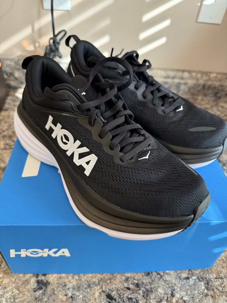 Women’s hoka bondi 8