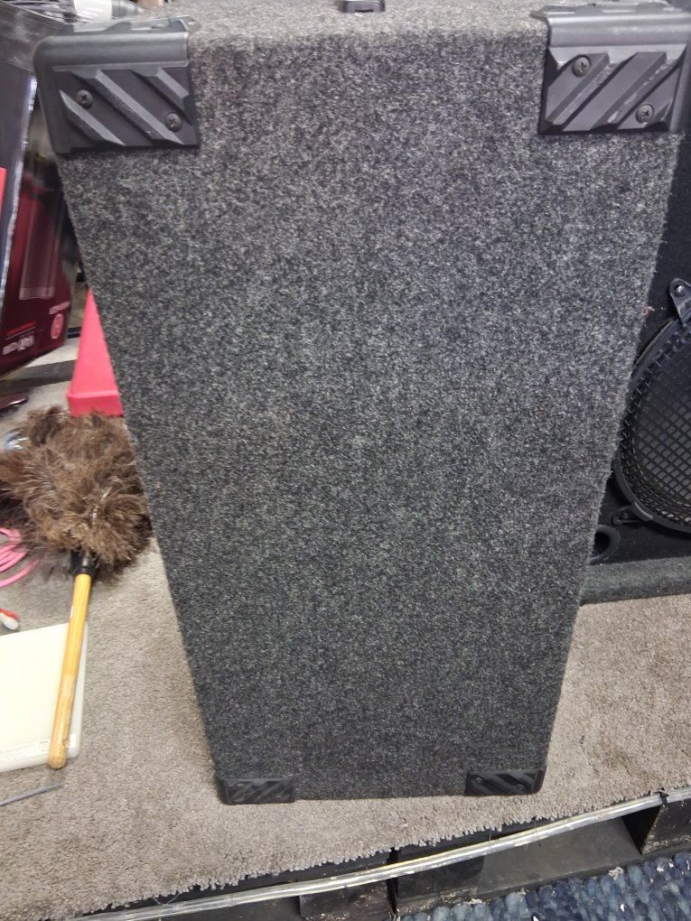 Main image 4