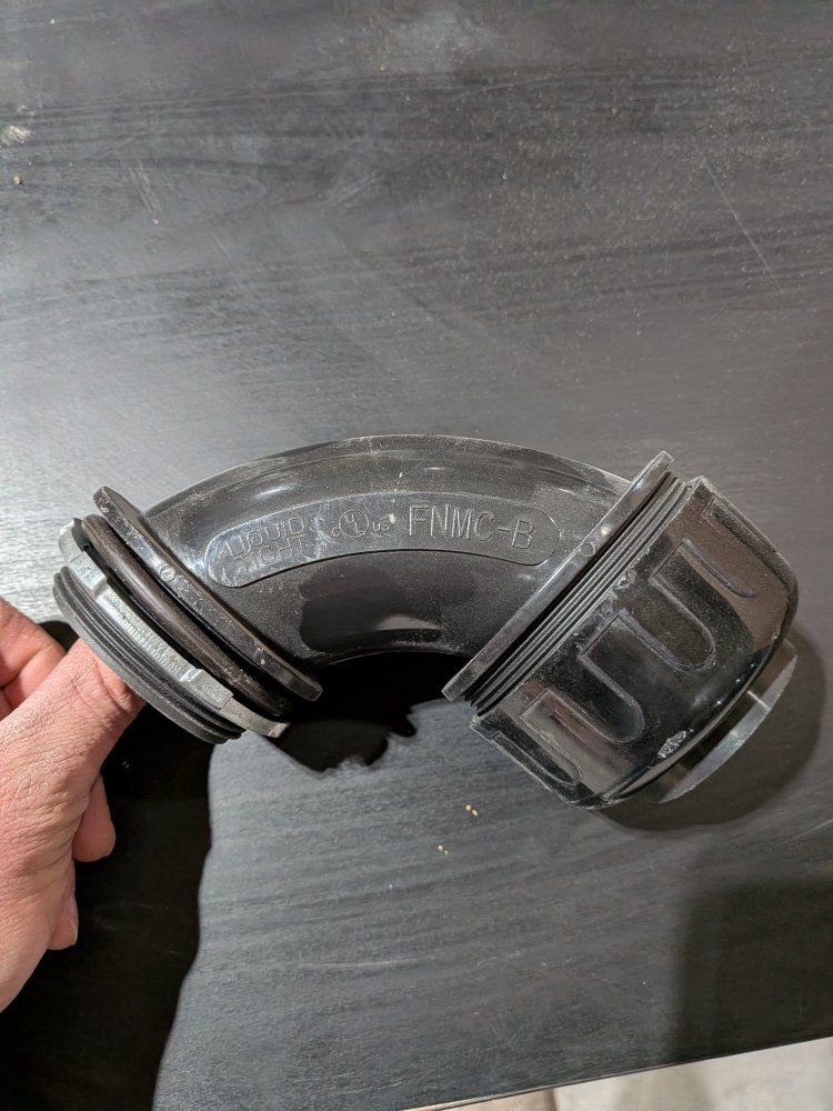 sealproof 90° elbow