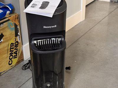 Honeywell HFT600B Top-Fill Cool Moisture Humidifier - Black, Great for Bedrooms