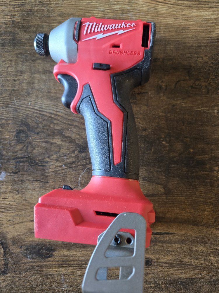 Milwaukee M18 Brushless Cordless 1/4" Hex Impact Driver - Tool Only