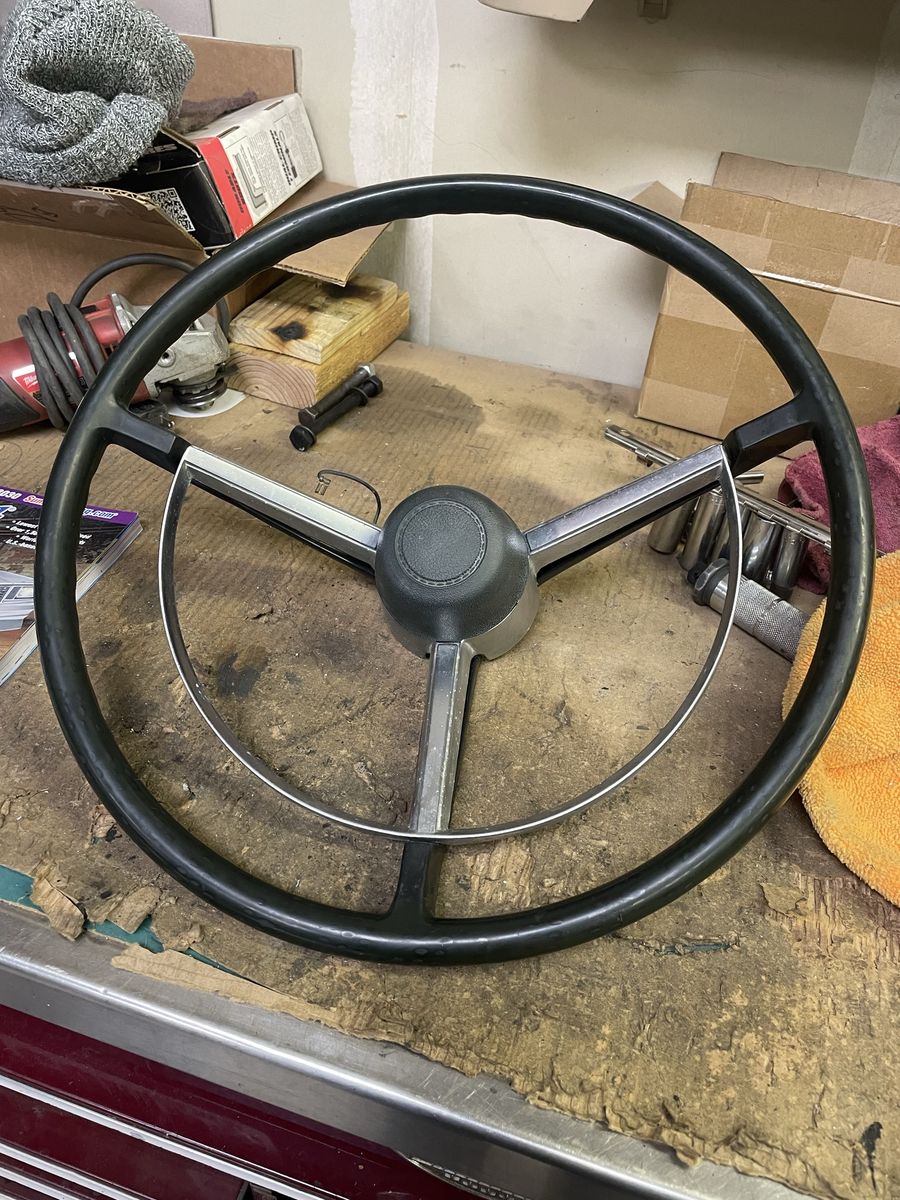 1968 B body Rrunner,Coronet,Charger steering wheel