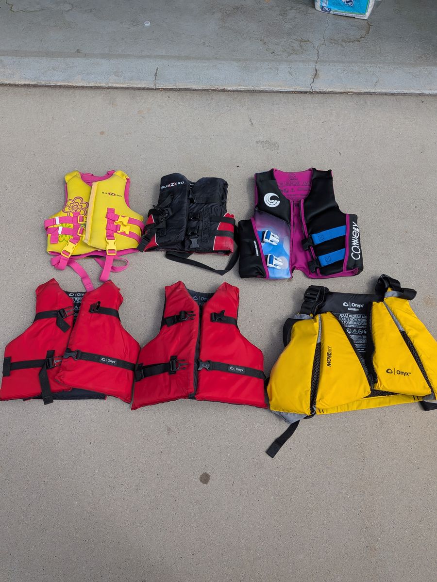 Kids Youth Adult Life Jackets
