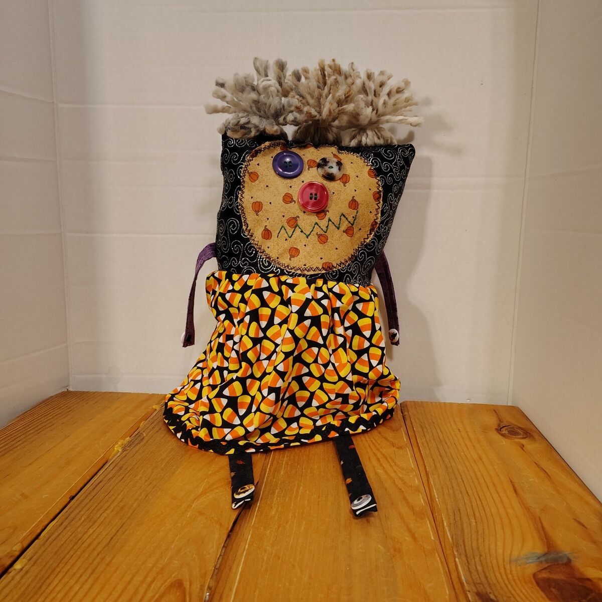 Halloween Snappy Doll Name "Sinister"