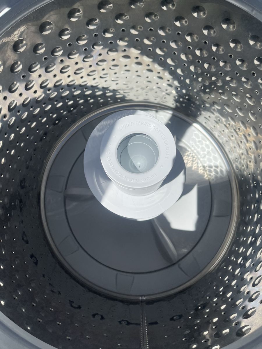 Main image 3