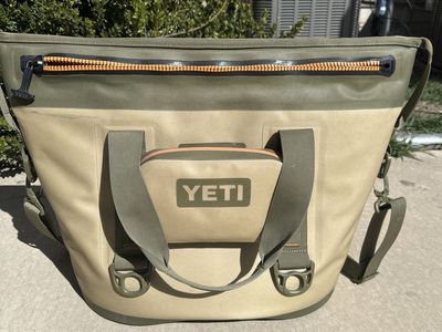 Yeti Soft Cooler 30 Hopper Two