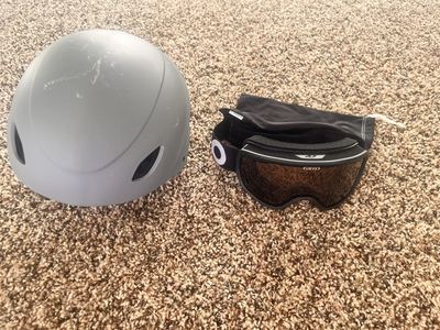 Demon Ski/Snowboard Helmet & Giro Goggles - Gray/Black, Adult Size