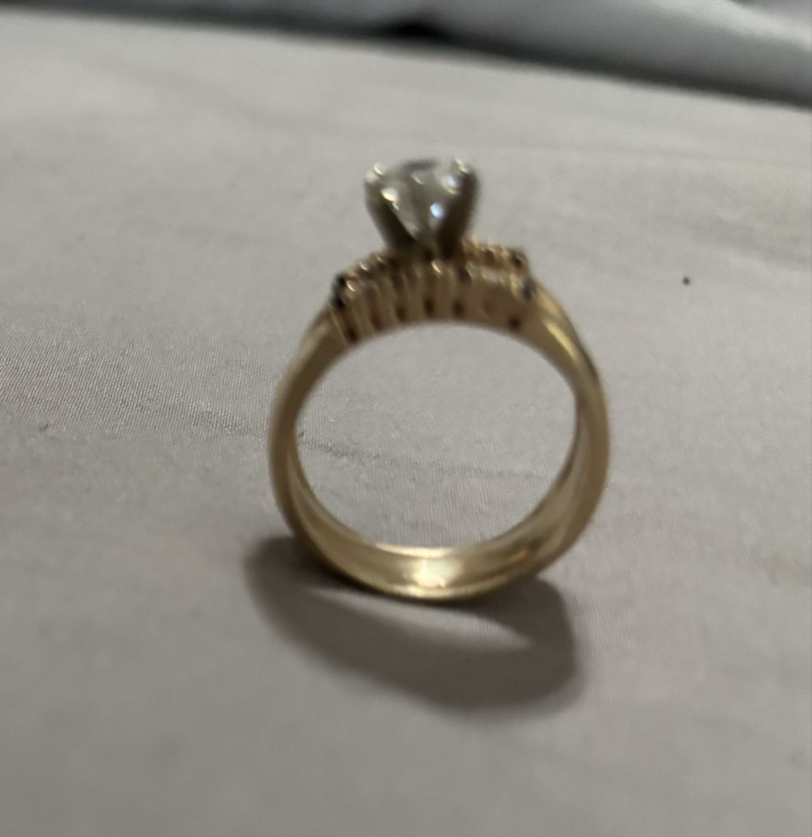 Diamond ring size9 
