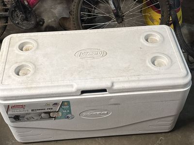 Large Coleman cooler