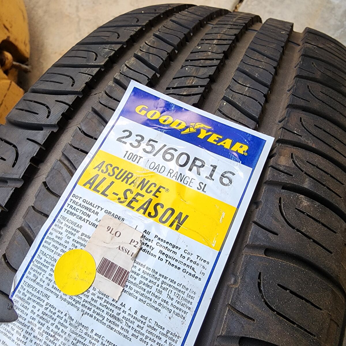 1 GOODYEAR 235/60R16 Tire Assurance All Season 224951 100T (4419) Year 2019