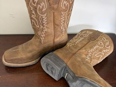Cowboy Boots size 8 CW