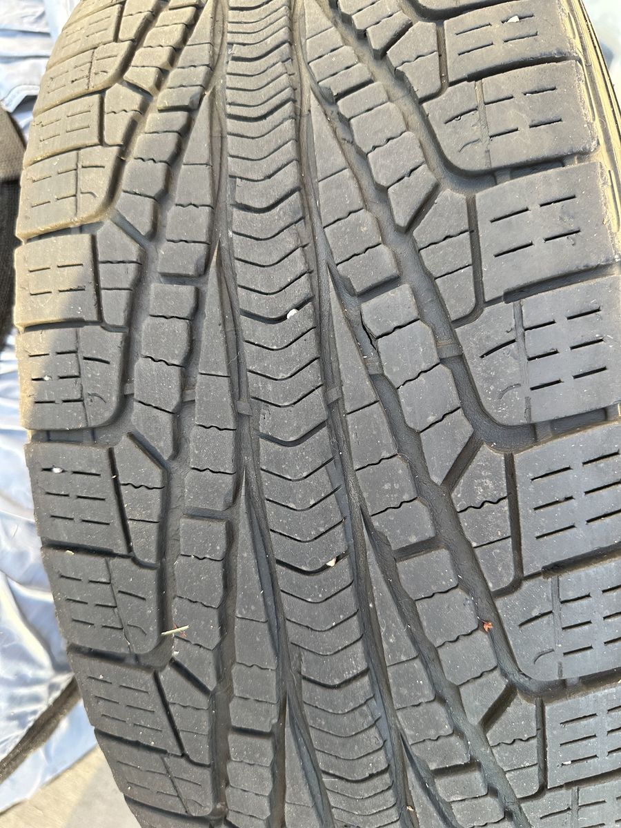 Set of 4 jeep tires/rims 18 inch