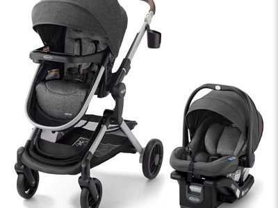 New Graco Car Seat Stroller Travel System