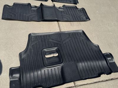 Dodge Durango Smartliner Custom Fit All-Weather Floor Mats