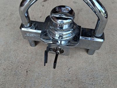 Trailer lock