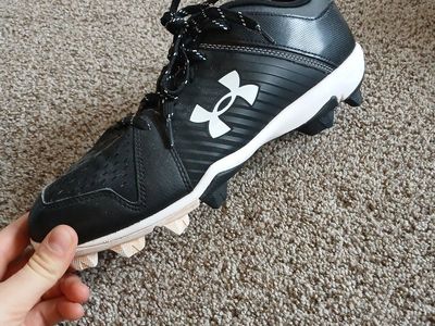 Under Armour Leadoff Baseball Cleats