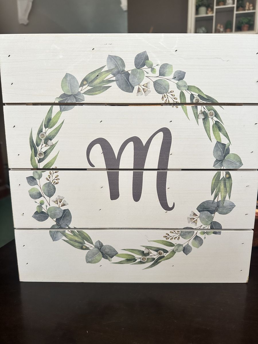 Hobby Lobby Monogram "M" Wooden Pallet Sign with Eucalyptus Wreath 12x12