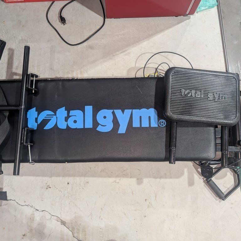 Total Gym Home Gym Exercise Machine