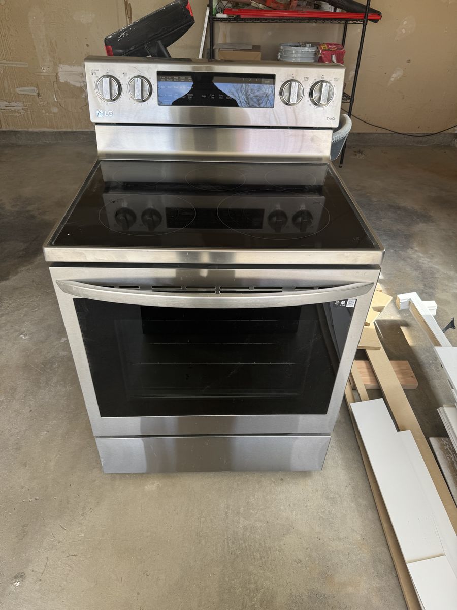 LG Stainless Electric 5 Burner oven Range