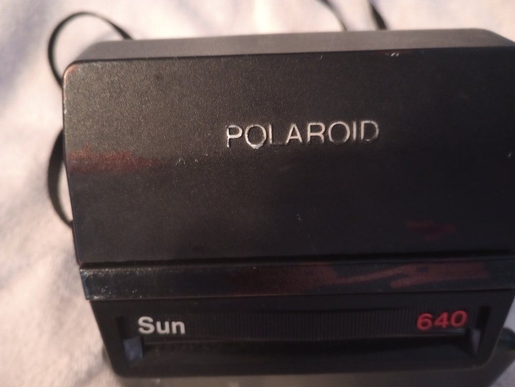 Polaroid 640 Sun Camera.