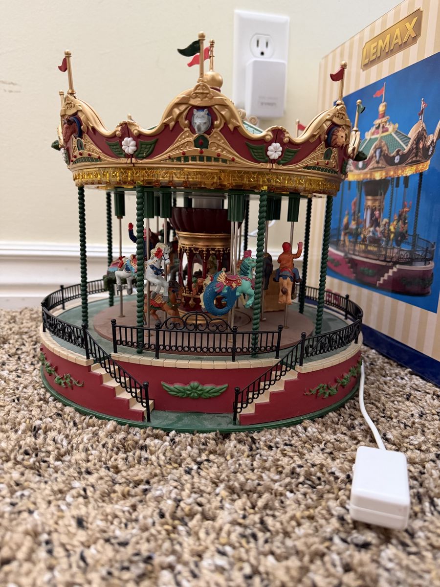 Lemax Jungle Carousel - Great Condition