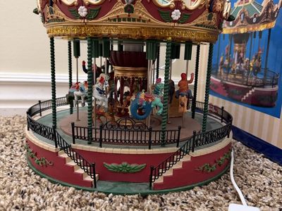 Lemax Jungle Carousel - Great Condition