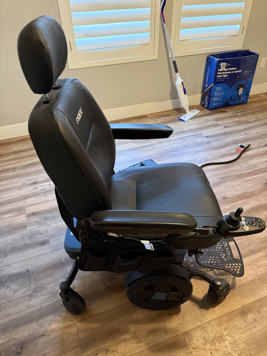 Pride Jazzy EVO 613 Power Wheelchair Electric Mobility Chair