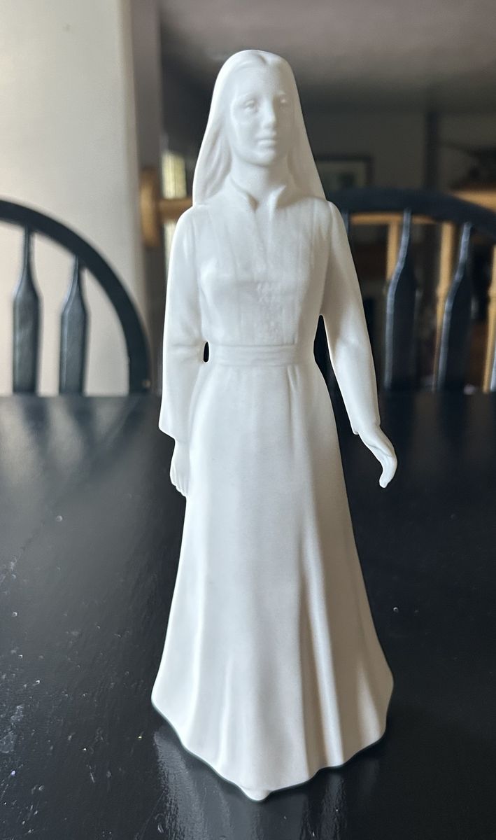 Hansen Collectibles White Bisque Porcelain Lady