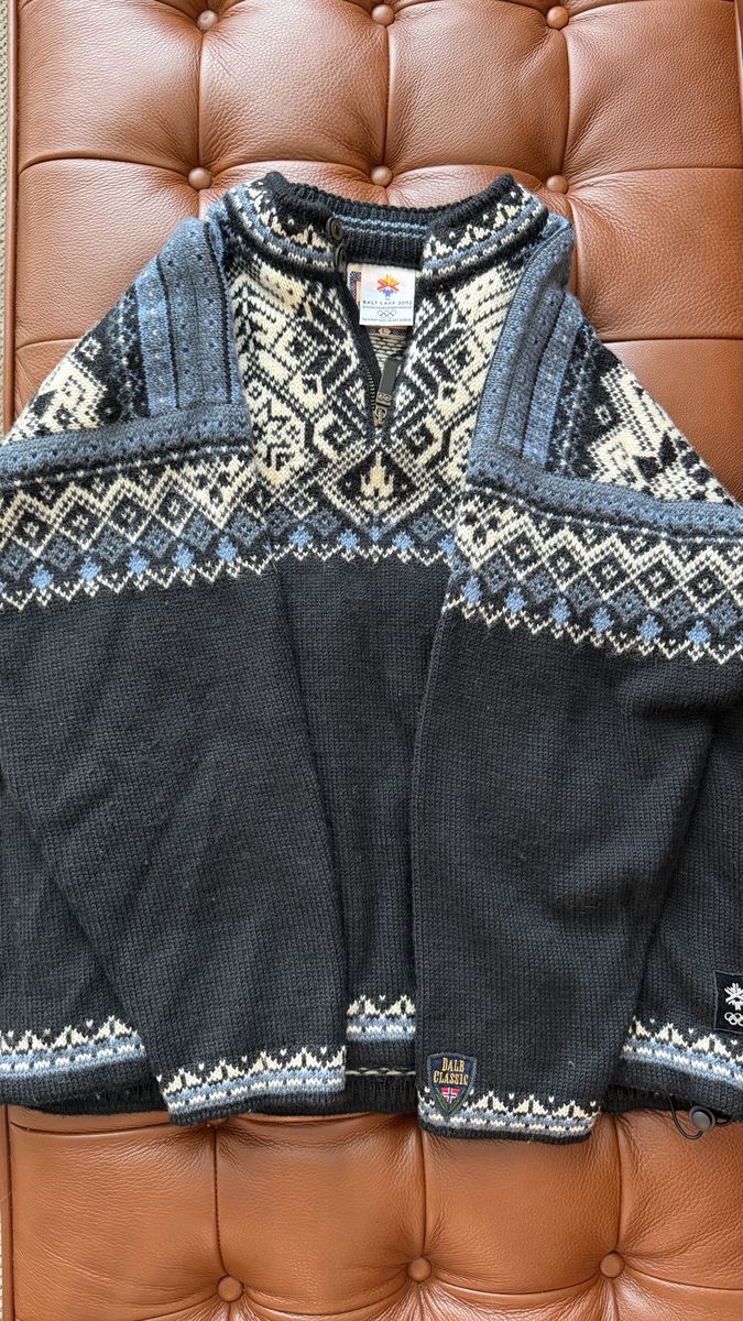 Dale of Norway Salt Lake 2002 Olympic Wool Sweater Black Size L