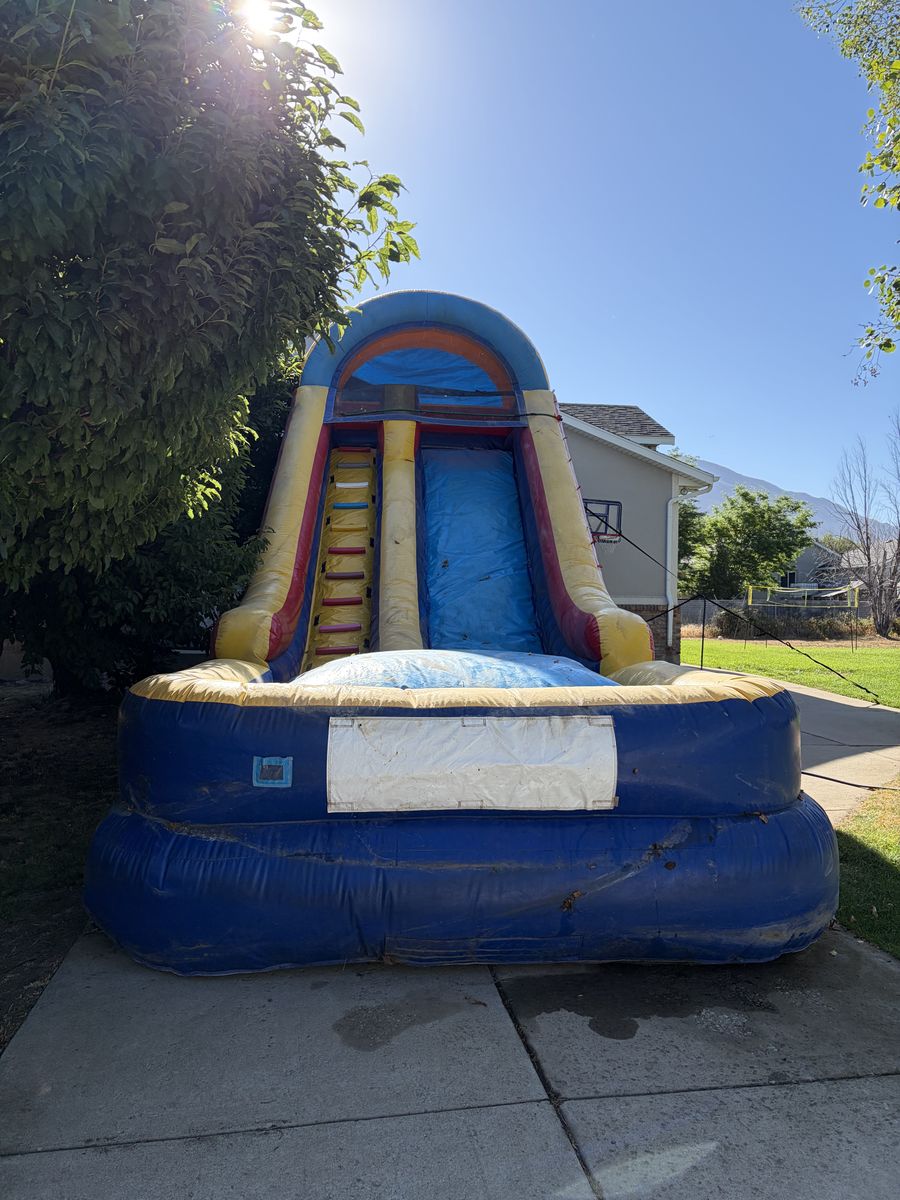 Inflatable Water Slide/ Bouncy House