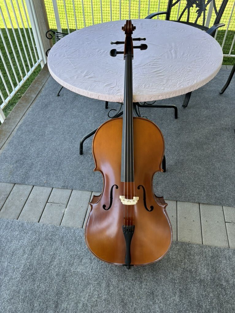 Marquis 4/4 Cello  With Bow, Bridge And soft pack